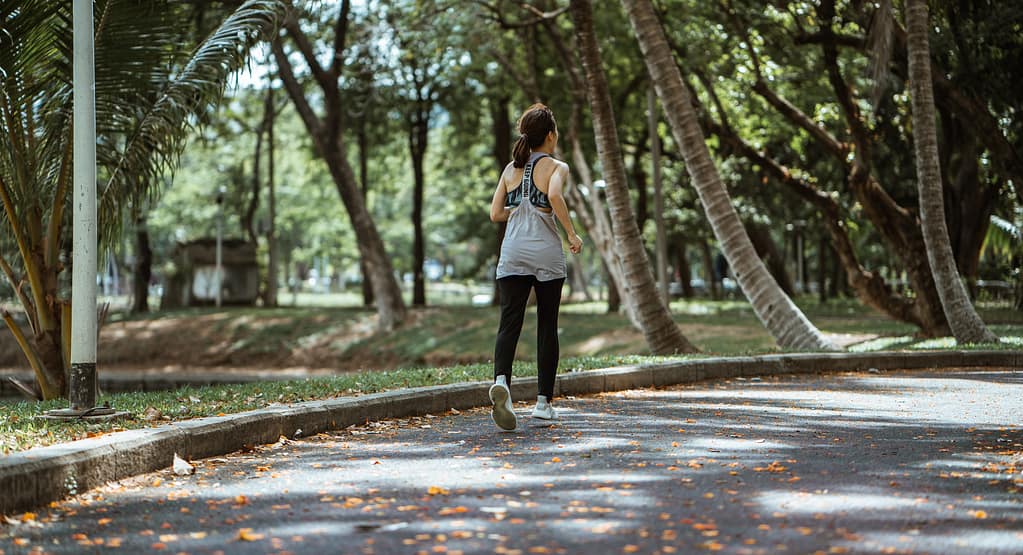Stay healthy this summer with outdoor exercise